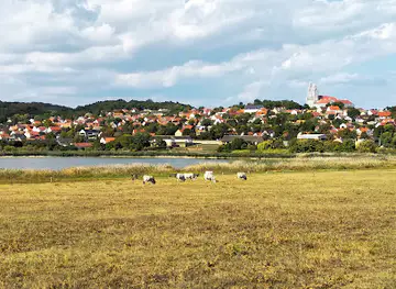 Lake Belső