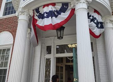 massachusetts/hyannis/landmark/flashback-retro-arcade-bar-grille
