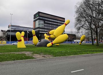 netherlands/eindhoven/landmark/flying-pins