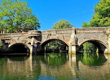 united-kingdom/norwich/landmark/bishop-bridge