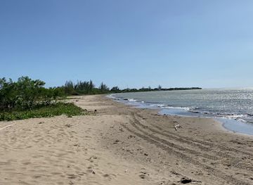 jamaica/santa-cruz-mountains/landmark/parottee-bay