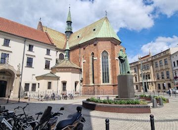 poland/krakow/stare-miasto-old-town/landmark/bazylika-franciszkanow-sw-franciszka-z-asyzu