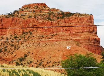 utah/kanab/landmark/vermillion-45