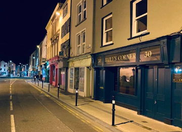 ireland/tralee/landmark/baily-s-corner