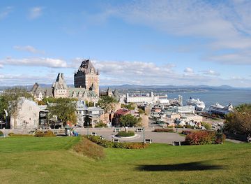 canada/quebec-city/old-quebec/landmark/saint-louis-forts-and-chateaux-national-historic-site