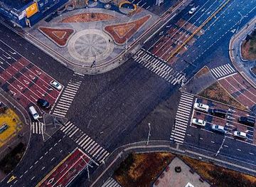 mongolia/ulaanbaatar/landmark/peace-ave-d-sukhbaatar-sq