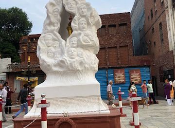 india/amritsar/jallianwala-bagh/landmark/sculpture-in-honour-of-the-martyrs-of-jallianwala-bagh