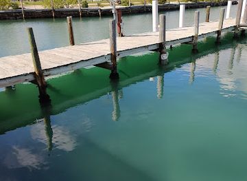 the-bahamas/lucaya/landmark/bootleg-chocolates