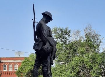 alabama/montgomery/landmark/rainbow-division-statue