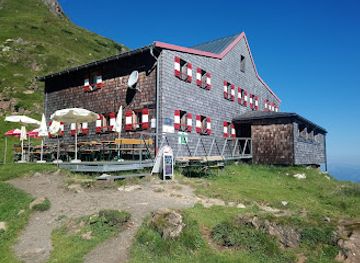 austria/otztal/landmark/wildseeloderhaus-fieberbrunn-kitzbuhel-alps