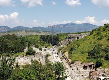 turkiye/aegean-region/landmark/library-of-celsus