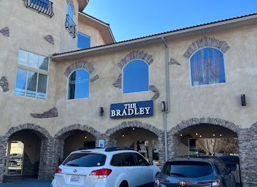 washington/richland/landmark/the-bradley