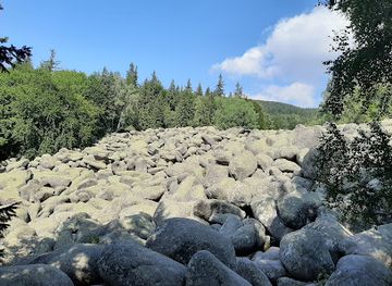 bulgaria/vitosha-mountain/landmark/moreni