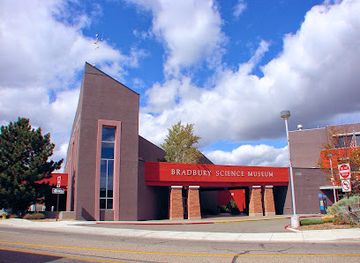 new-mexico/los-alamos/landmark/bradbury-science-museum