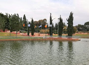 israel/raanana/landmark/ra-anana-park-lake