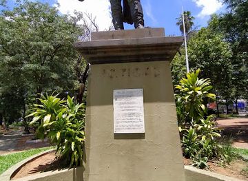 argentina/gran-chaco/landmark/plaza-uruguaya