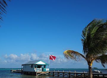 belize/the-cayes/landmark/chuck-robbie-s-ambergris-caye-diving-padi-scuba-instruction