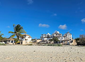 anguilla/island-harbour/landmark/gwen-s-reggae-bar-and-grill