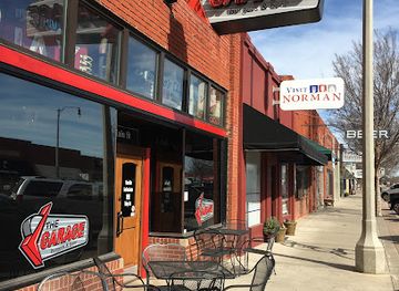 oklahoma/norman/landmark/the-garage-burgers-beer