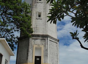 philippines/central-visayas/landmark/bagacay-point-lighthouse