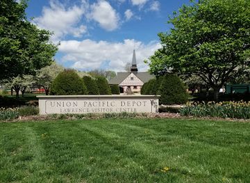 kansas/lawrence/landmark/lawrence-visitors-center