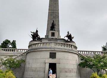 illinois/springfield/landmark/lincoln-memorial-garden-and-nature-center