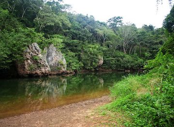 belize/caracol/landmark/macal-river