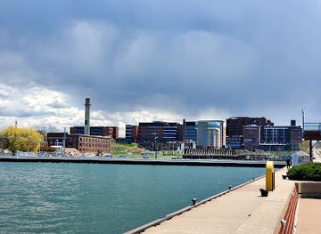 Bicentennial Tower