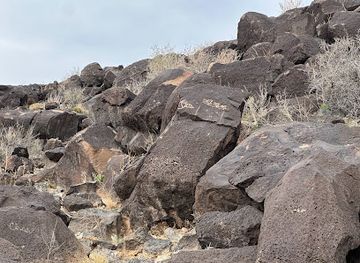 new-mexico/northwest-new-mexico/landmark/piedras-marcadas-canyon