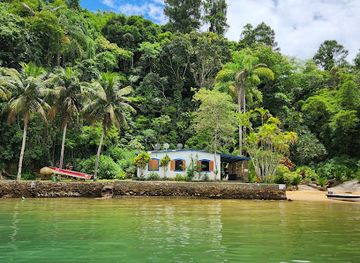 brazil/ilha-grande/landmark/praia-do-amor