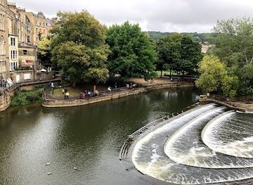 united-kingdom/bath/landmark/bath-guildhall-market