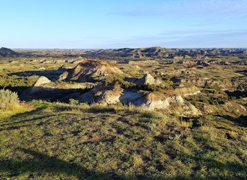 north-dakota/prairie-pothole-region/landmark/badlands-overlook