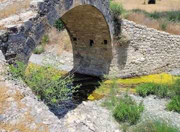 cyprus/morphou-bay/landmark/skarfos-venetian-bridge
