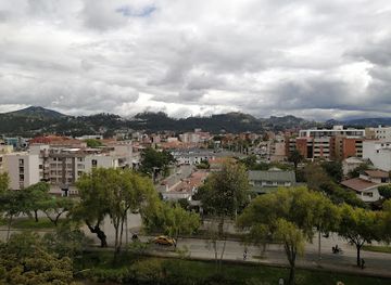 ecuador/central-sierra/landmark/mercado-10-de-agosto