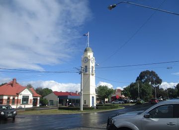 australia/high-country/landmark/woodend-clock-tower