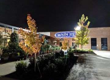 north-carolina/mooresville/landmark/the-barcelona-burger-and-beer-garden