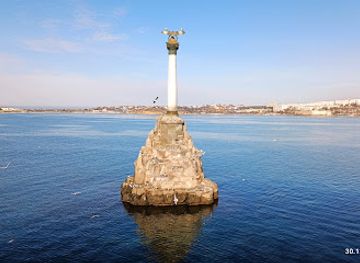 ukraine/crimea/landmark/monument-to-the-sunken-ships-in-sevastopol