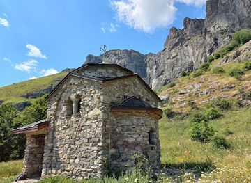 bulgaria/stara-planina/landmark/rayskoto-praskalo-waterfall