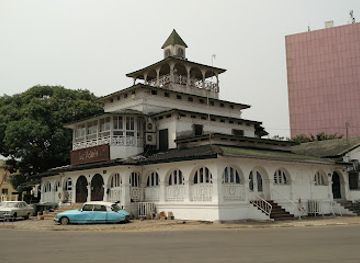 cameroon/douala/bonapriso/landmark/doual-art