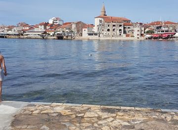 croatia/istrian-peninsula/landmark/jama-grotta-baredine