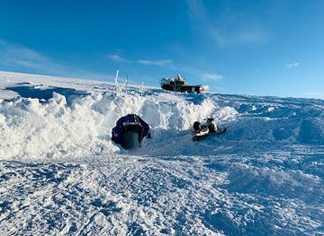 iceland/langjökull-glacier/landmark/glacier-tunnel
