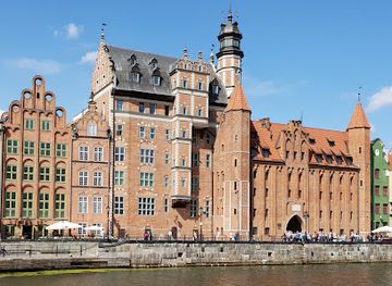 poland/pomerania/landmark/st-mary-s-gate