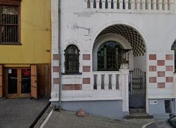 chile/valparaiso/landmark/sala-el-peral