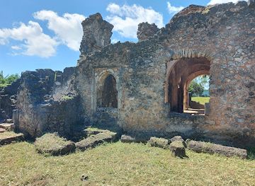 tanzania/coastal-zone/landmark/great-mosque-of-kilwa