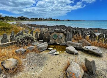 australia/limestone-coast/landmark/the-frenchmans-rock
