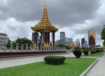 Statue of His Majesty Preah Bat Samdech Preah Norodom Sihanouk