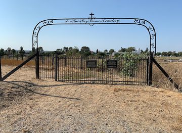 california/oceanside/landmark/san-luis-rey-pioneer-cemetery