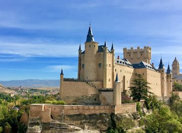 spain/segovia/landmark/mirador-del-alcazar-y-los-dos-valles