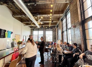 rhode-island/pawtucket/landmark/rhode-island-spirits-distillery-tasting-room