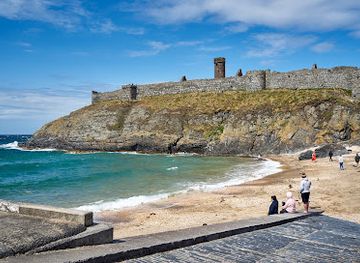 isle-of-man/peel/landmark/peel-beach